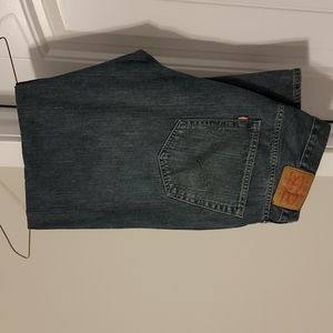 559 Levi's Jean's 36/32